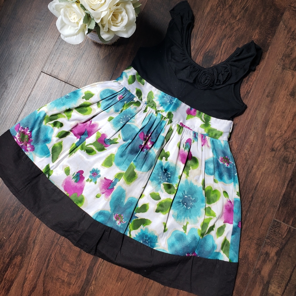 Girl's Dress